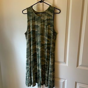 NWOT Old Navy Swing Tank Dress XL Camo